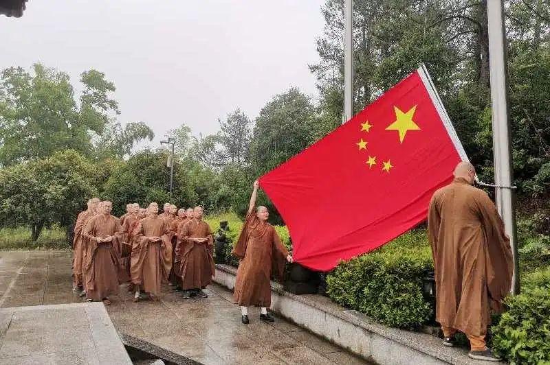 怪物大入侵中文版