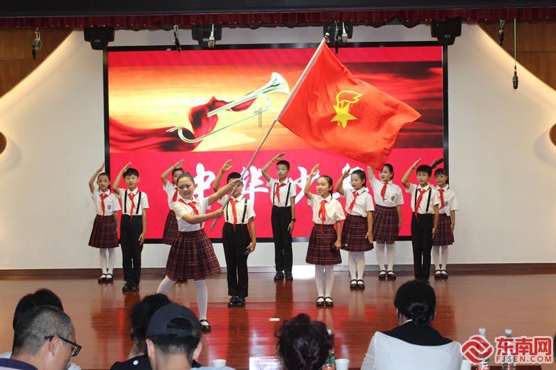 当女生说你自己看着办时该怎么回复她说让我看着办？游戏画面
